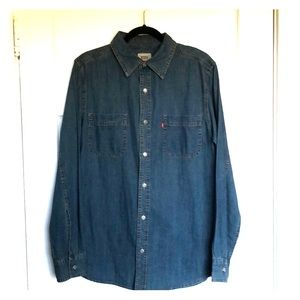 Levi’s denim button down shirt